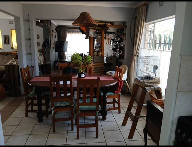 3 BEDROOM HOUSE FOR SALE IN HELIKON PARK
